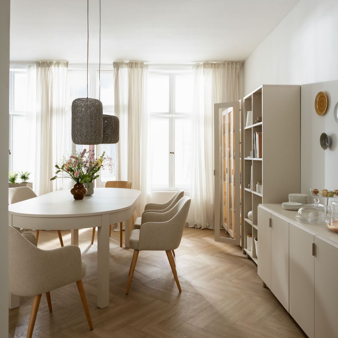 Apaļš izvelkams ēdamgalds Simple VOX 110x210x110 Bešs
