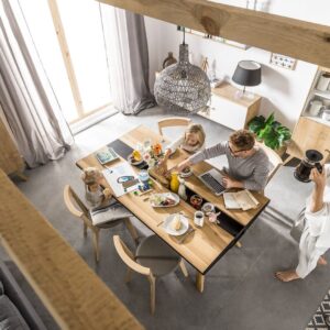 Ozola dizaina ēdamgalds ar 6 atvilktnēm Nature VOX