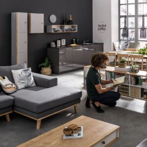 Vertikāli piekaramais skapis ar durvīm Nature VOX